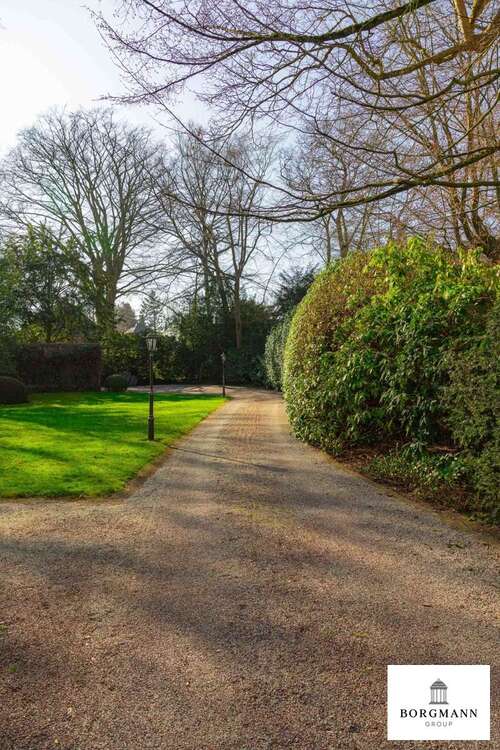 Thumbnail-Wohnung zum Kaufen in Hamburg Groß-Flottbek 1.995.000,00 € 246 m²