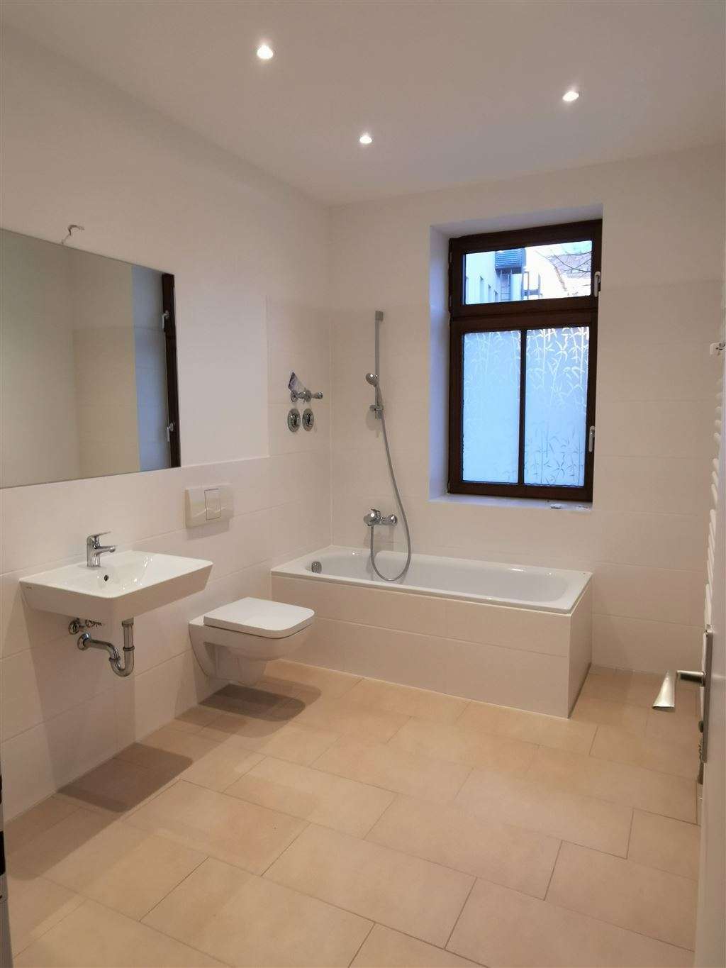 Thumbnail-Wohnung zum Mieten in Chemnitz 417,00 € 75.91 m²