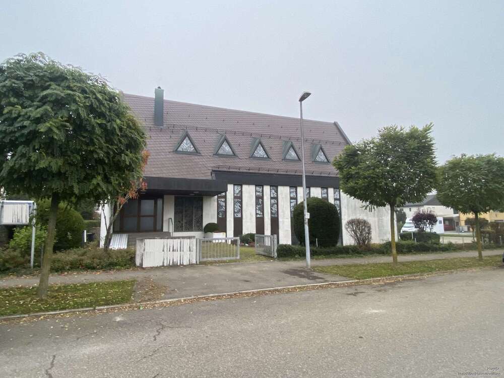 Thumbnail-Haus zum Kaufen in Erkenbrechtsweiler 699.000,00 € 386 m²