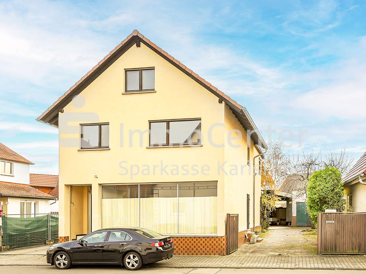 Thumbnail-Haus zum Kaufen in Linkenheim-Hochstetten 399.000,00 € 138.3 m²
