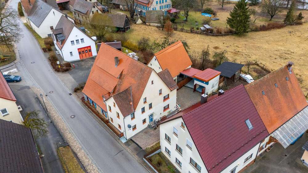Thumbnail-Haus zum Kaufen in Lauf an der Pegnitz 238.000,00 € 106.93 m²