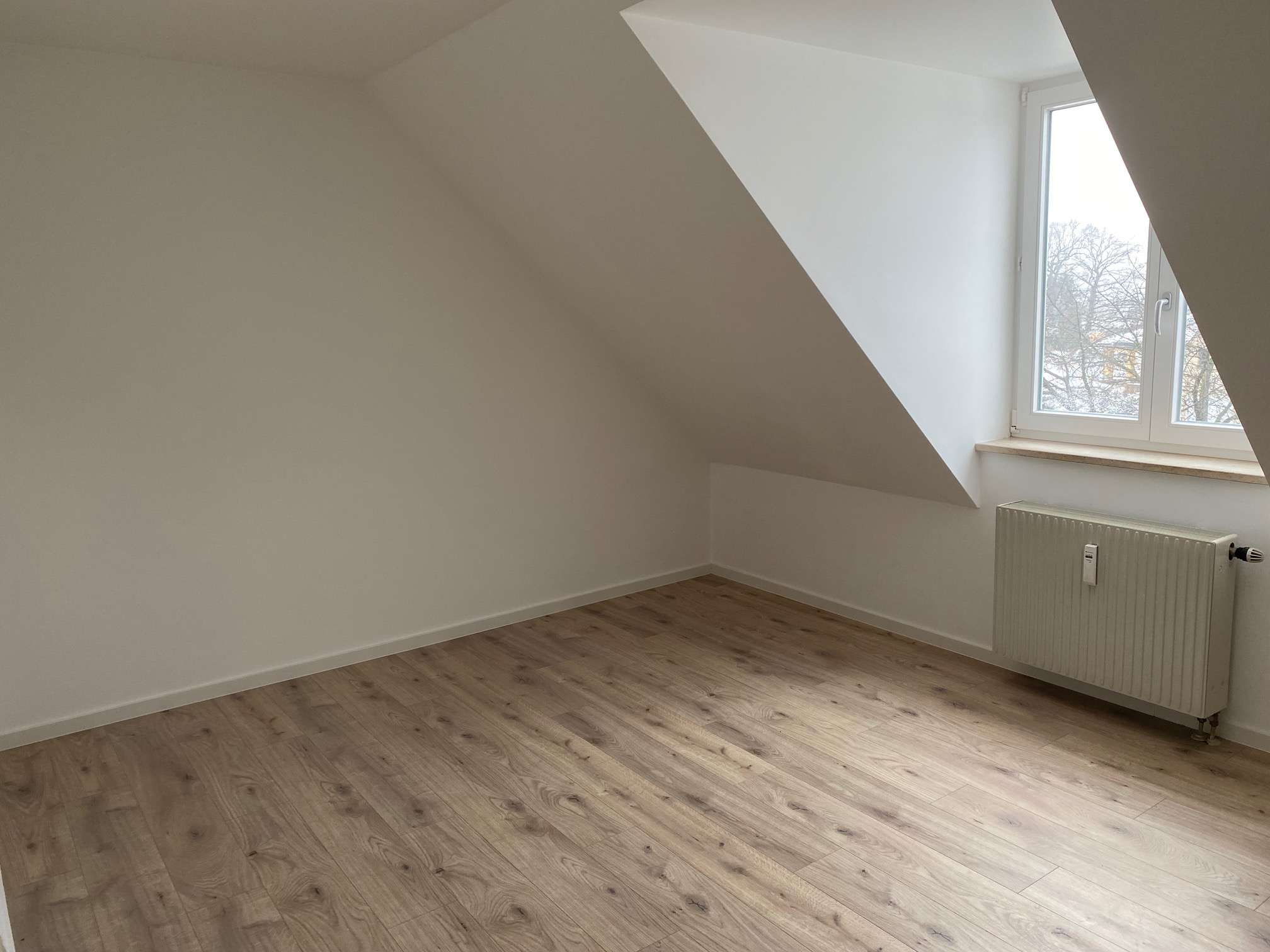 Thumbnail-Wohnung zum Mieten in Chemnitz 300,00 € 49.29 m²