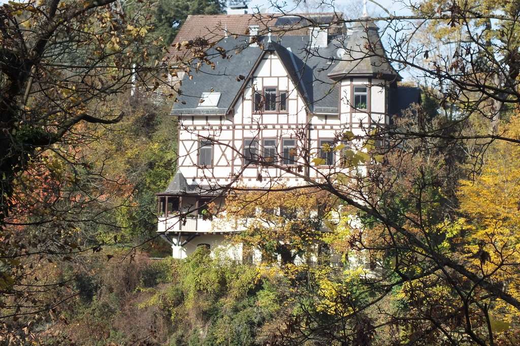 Thumbnail-Wohnung zum Kaufen in Wiesbaden 585.000,00 € 128 m²