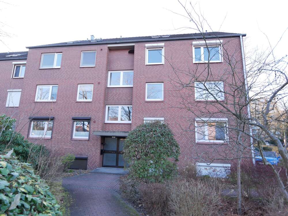 Thumbnail-Wohnung zum Kaufen in Halstenbek 395.000,00 € 133.85 m²