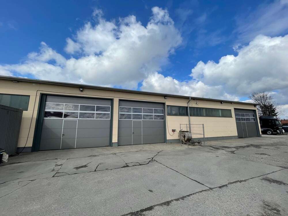 Thumbnail-Halle in Veitsbronn 2.700,00 € 320 m²