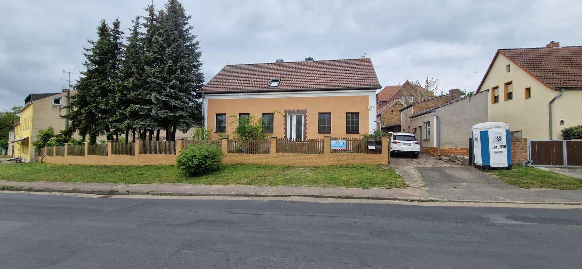 Thumbnail-Haus zum Kaufen in Neuenhagen 300.000,00 € 200 m²