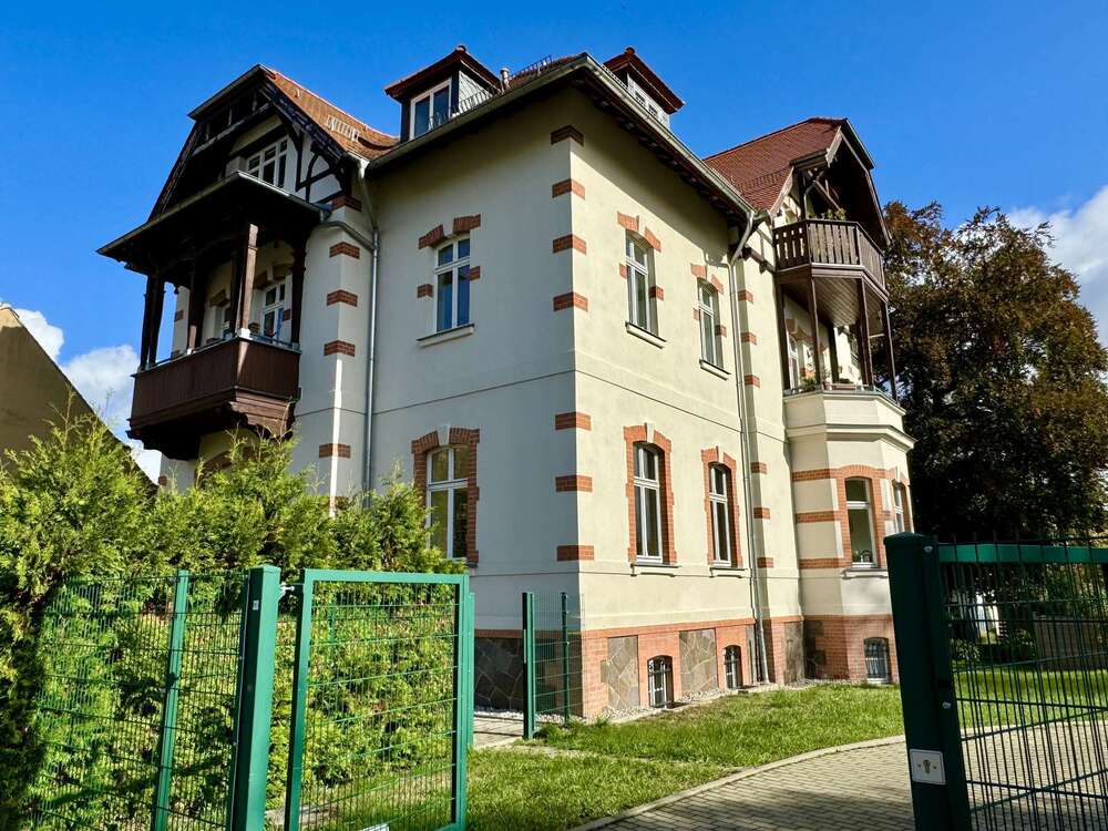 Thumbnail-Wohnung zum Kaufen in Markkleeberg 295.500,00 € 97 m²