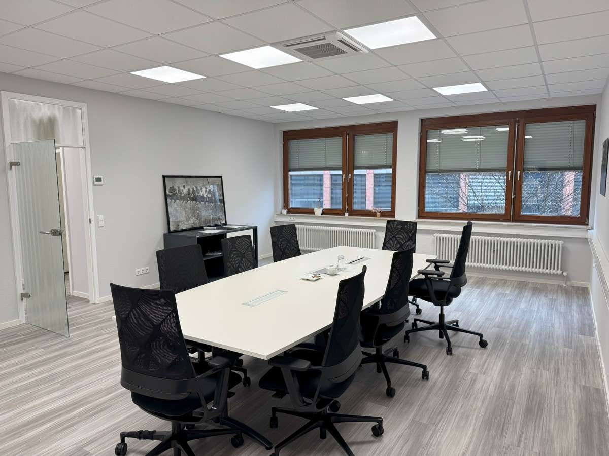 Thumbnail-Büro in Stuttgart 3.290,00 € 235 m²