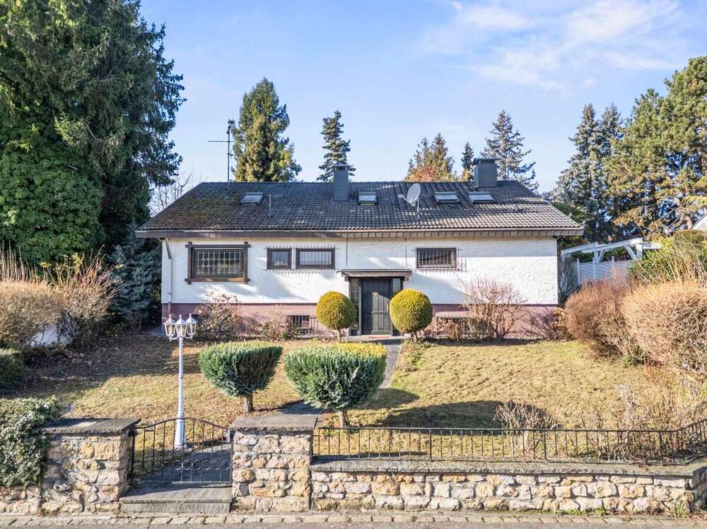 Thumbnail-Haus zum Kaufen in Freiburg im Breisgau Tiengen 940.000,00 € 183.61 m²