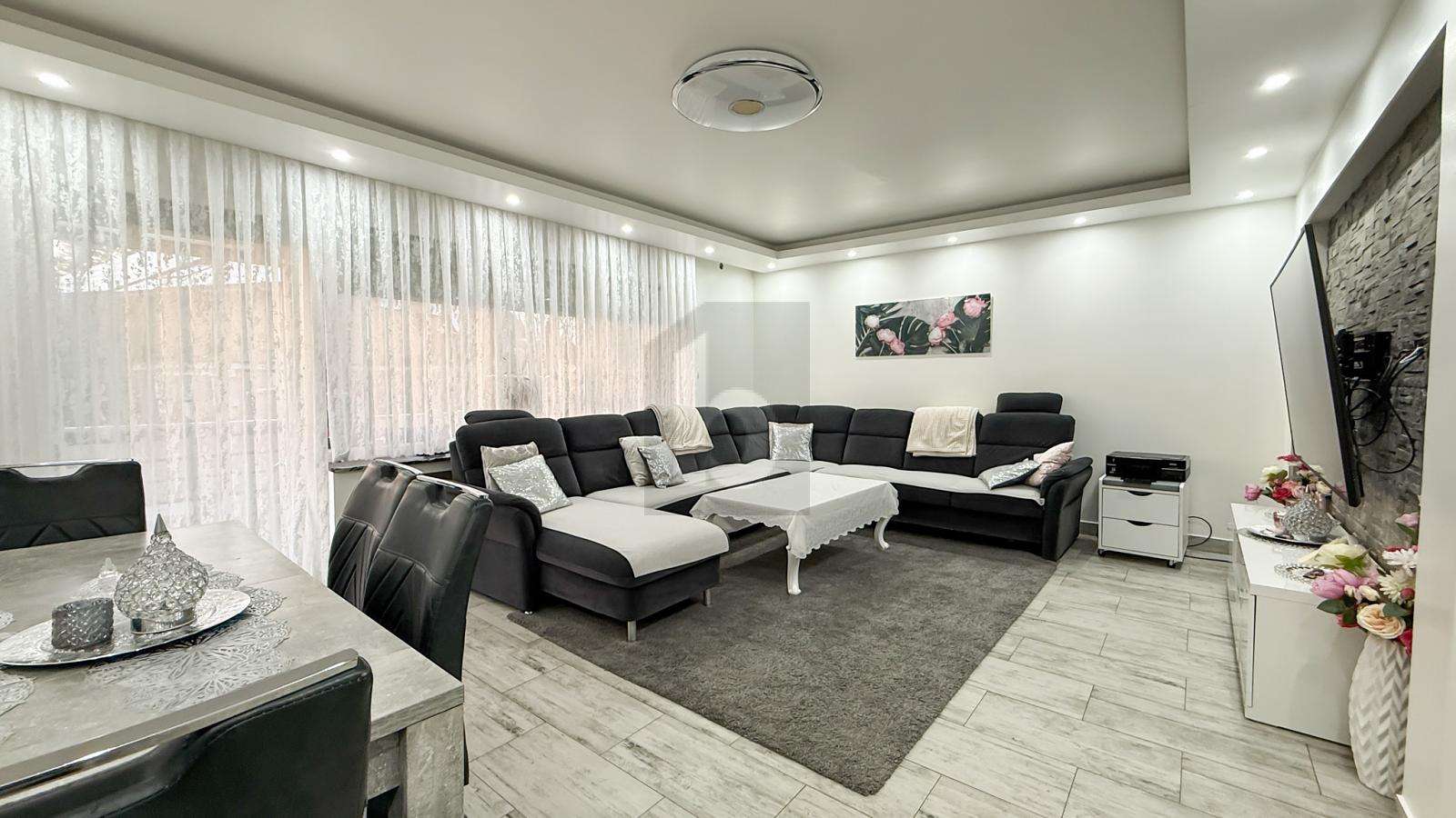 Thumbnail-Haus zum Kaufen in Lehrte 649.000,00 € 271 m²