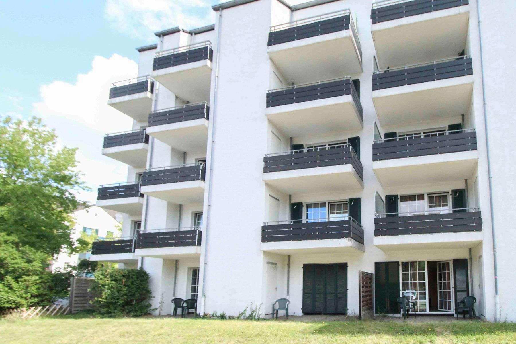 Thumbnail-Wohnung zum Kaufen in Düsseldorf 90.000,00 € 28 m²