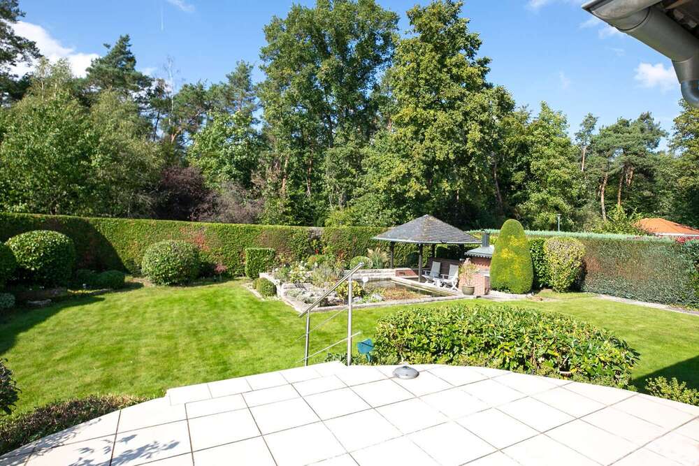 Thumbnail-Haus zum Kaufen in Heusenstamm 940.000,00 € 257 m²