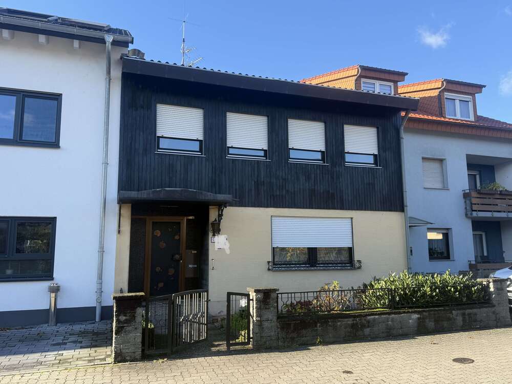 Thumbnail-Haus zum Kaufen in Hockenheim 440.000,00 € 193 m²