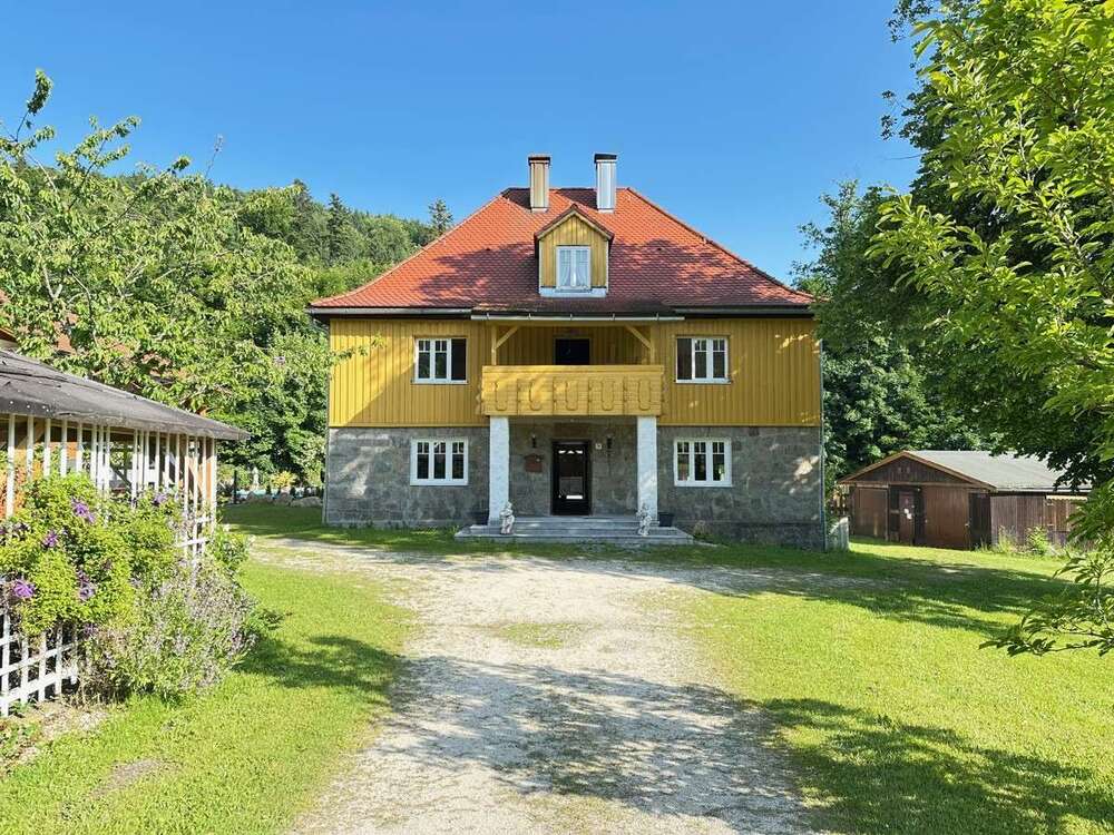 Thumbnail-Haus zum Kaufen in Perasdorf 295.000,00 € 200 m²