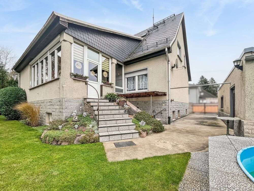 Thumbnail-Haus zum Kaufen in Lutherstadt Wittenberg 180.000,00 € 170 m²
