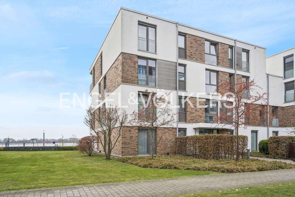 Thumbnail-Wohnung zum Kaufen in Wedel 740.000,00 € 98.2 m²