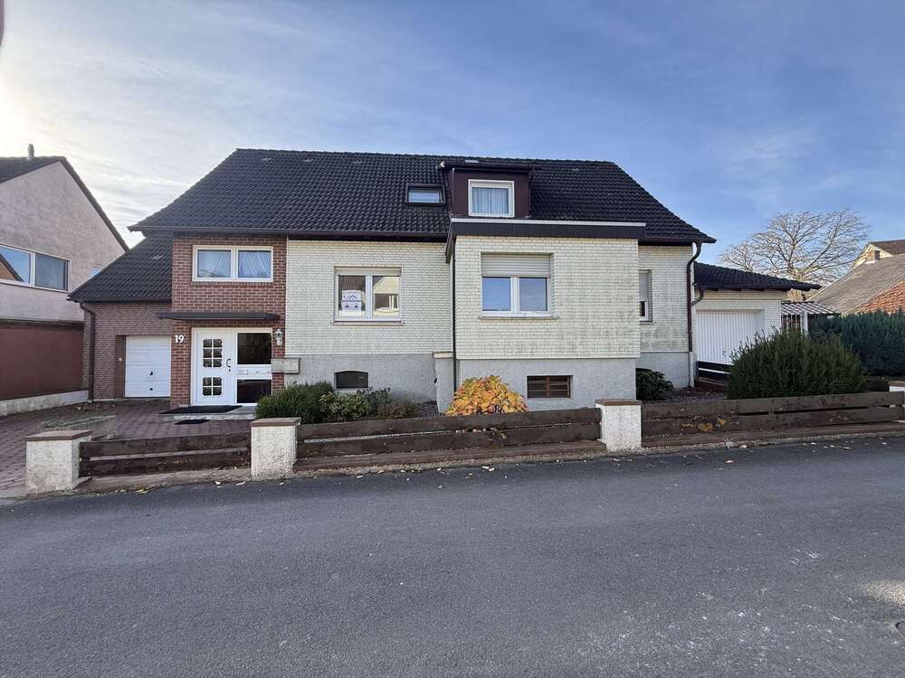 Thumbnail-Haus zum Kaufen in Bad Pyrmont 220.000,00 € 164 m²