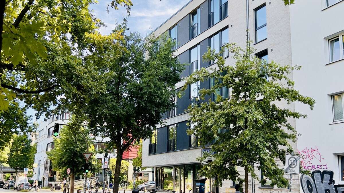 Thumbnail-Wohnung zum Kaufen in Hamburg Altona-Nord 995.000,00 € 110.8 m²