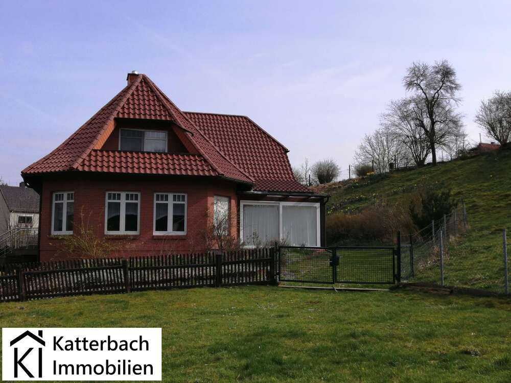 Thumbnail-Haus zum Kaufen in Delligsen 320.000,00 € 197 m²