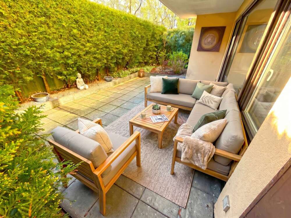 Thumbnail-Wohnung zum Kaufen in Augsburg 295.000,00 € 61.77 m²