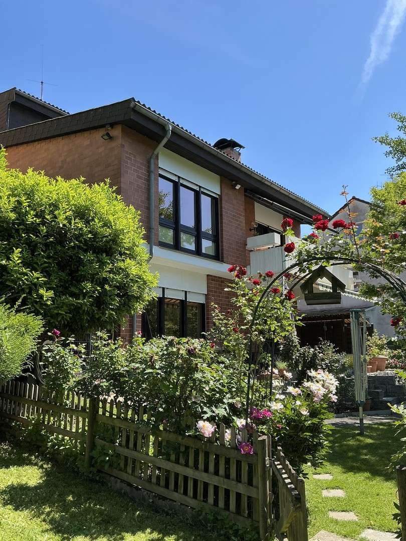 Thumbnail-Haus zum Kaufen in Eltville 850.000,00 € 228 m²