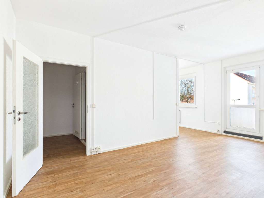 Thumbnail-Wohnung zum Mieten in Dessau-Roßlau 245,00 € 36.4 m²