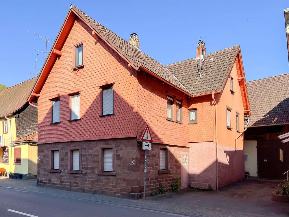 Thumbnail-Haus zum Kaufen in Schneeberg 129.000,00 € 148.25 m²