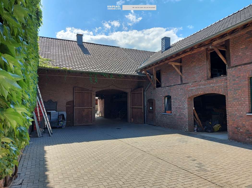 Thumbnail-Haus zum Kaufen in Hückelhoven 675.000,00 € 348 m²