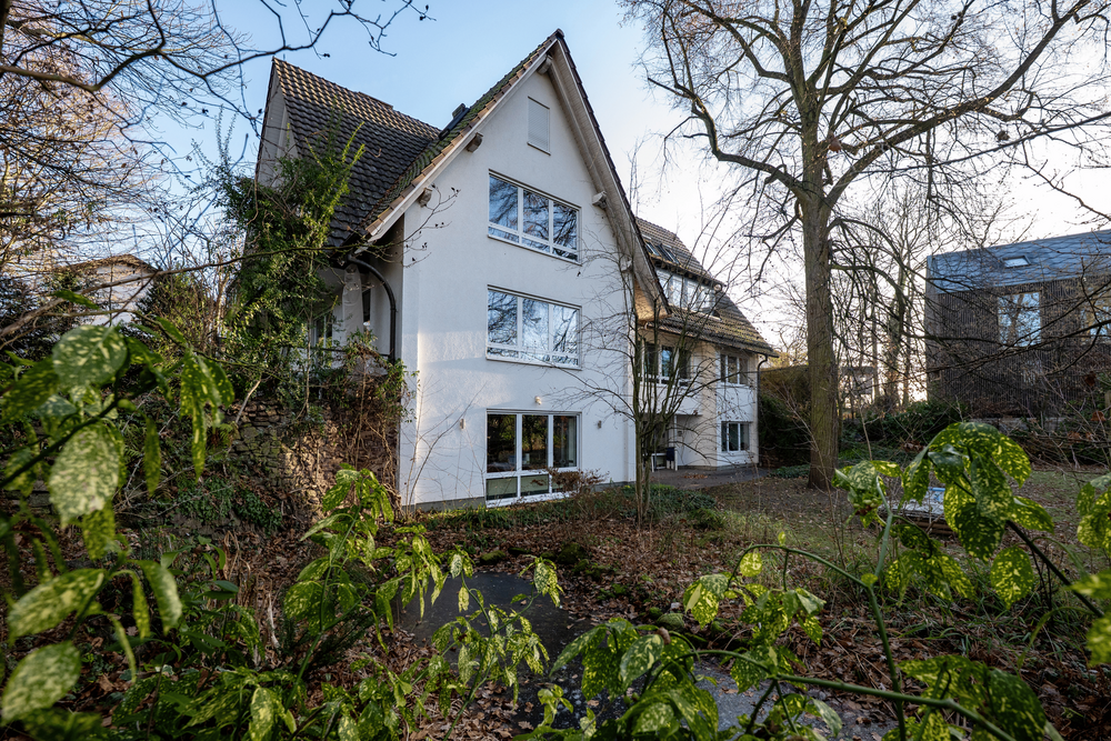 Thumbnail-Haus zum Kaufen in Dreieich 2.290.000,00 € 322.44 m²