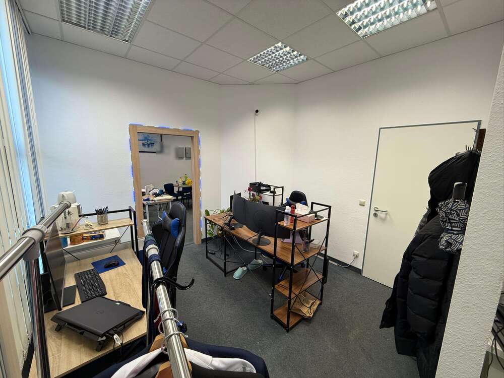 Thumbnail-Büro in Frankfurt am Main 403,00 € 15.49 m²