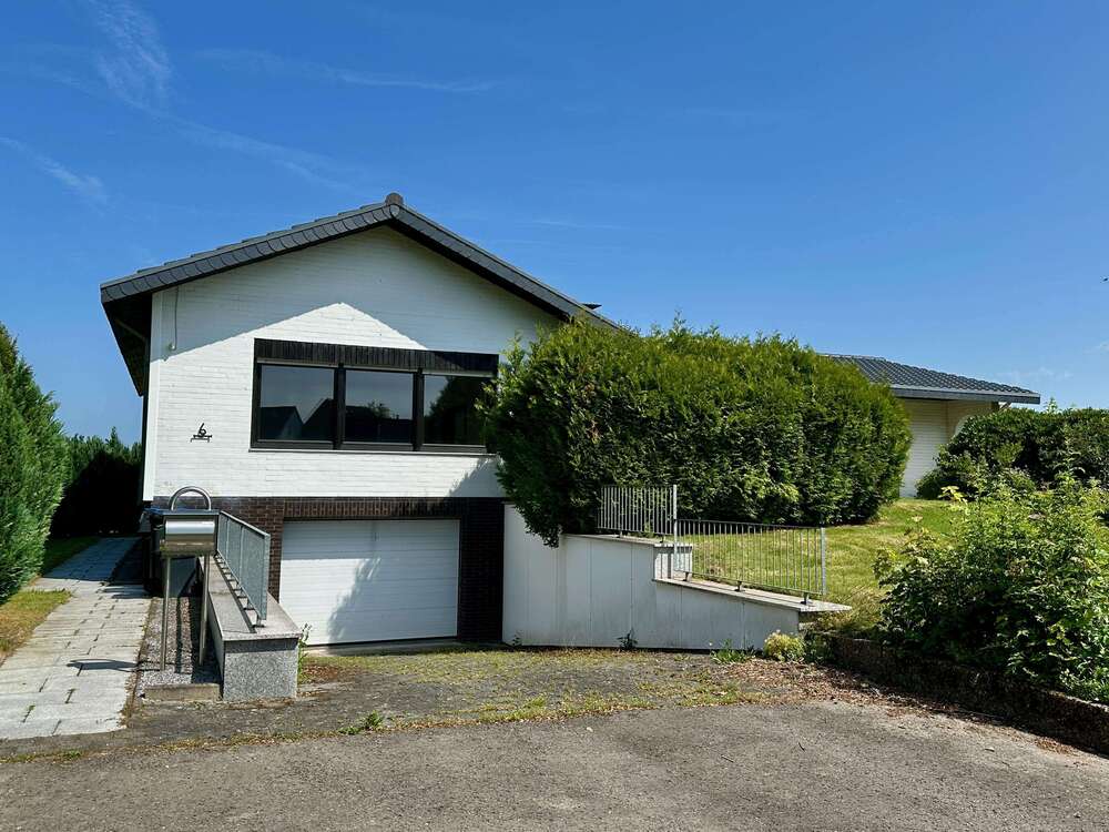 Thumbnail-Haus zum Kaufen in Blomberg 248.000,00 € 162 m²