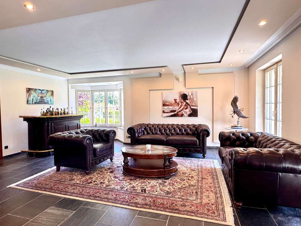 Thumbnail-Haus zum Kaufen in Mönchengladbach 1.590.000,00 € 301.25 m²