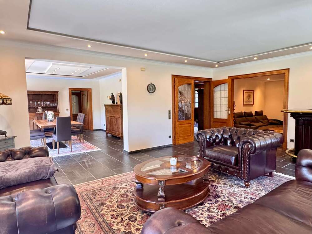 Thumbnail-Haus zum Kaufen in Mönchengladbach 1.590.000,00 € 301.25 m²