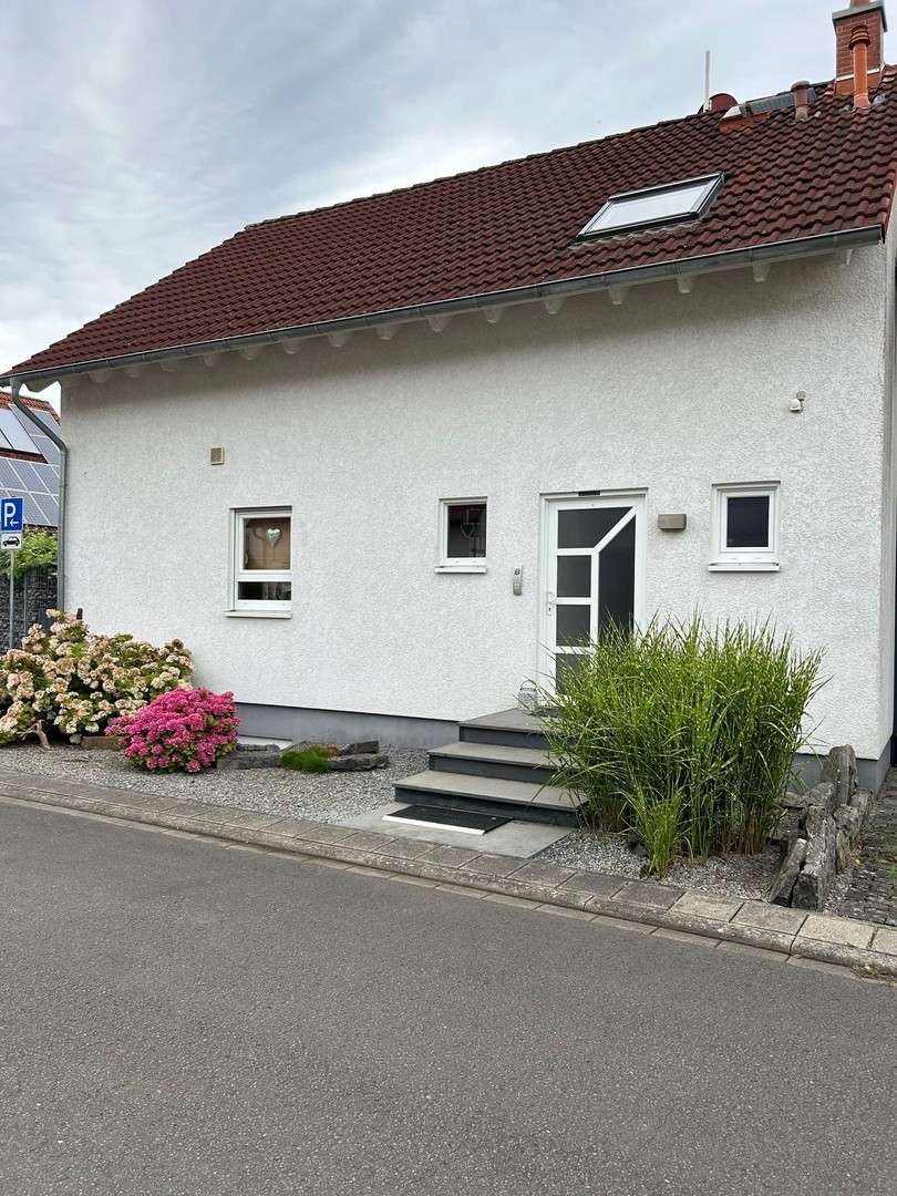 Thumbnail-Haus zum Kaufen in Wörth 560.000,00 € 185 m²