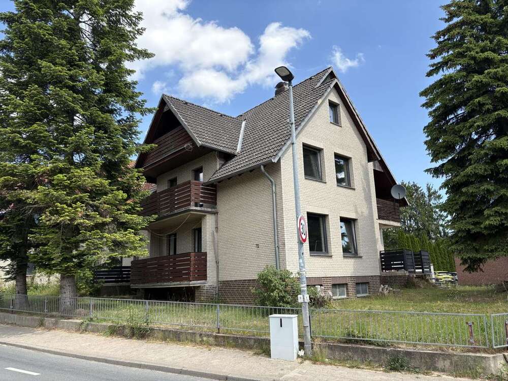 Thumbnail-Haus zum Kaufen in Springe Völksen 800.000,00 € 484 m²