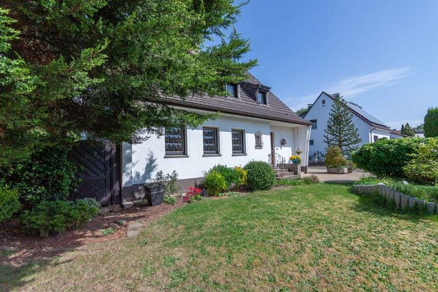 Thumbnail-Haus zum Kaufen in Solingen 749.000,00 € 200 m²