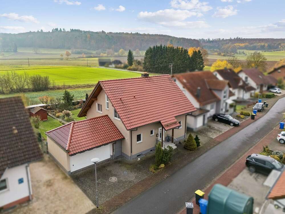 Thumbnail-Haus zum Kaufen in Hungen 498.000,00 € 183 m²