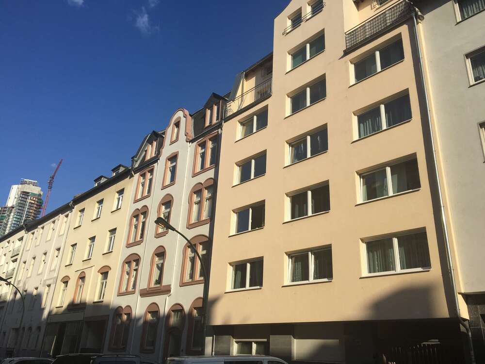 Thumbnail-Haus zum Kaufen in Frankfurt 3.850.000,00 € 927.36 m²