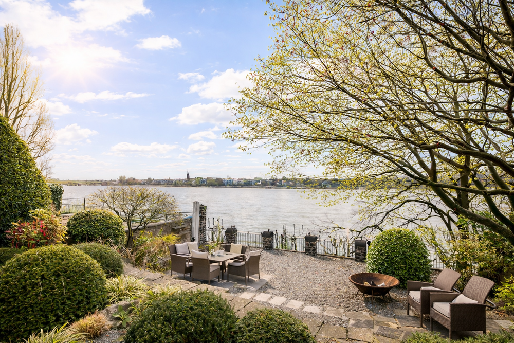 Thumbnail-Wohnung zum Kaufen in Bonn 2.550.000,00 € 225 m²