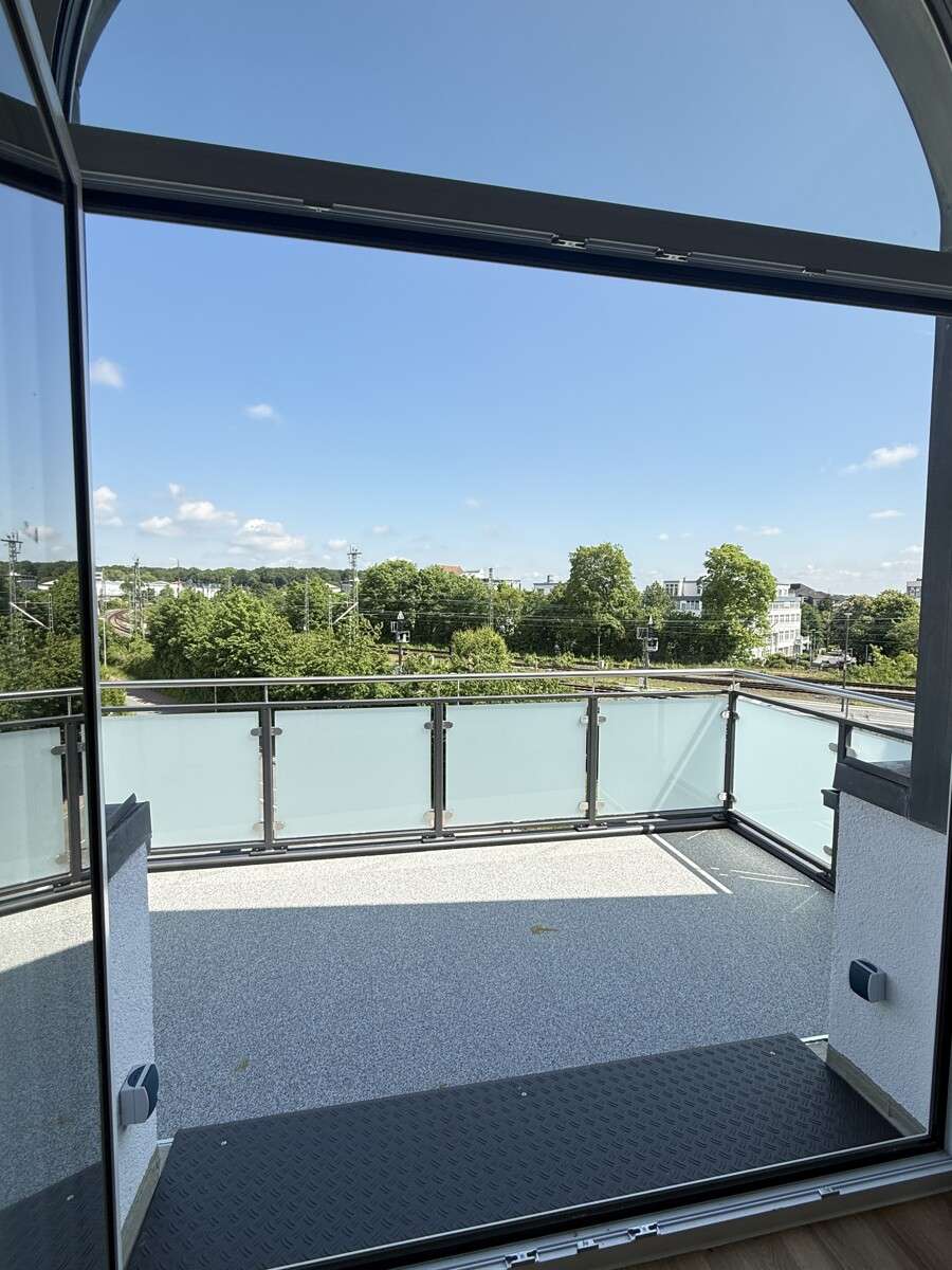 Thumbnail-Wohnung zum Mieten in Friedrichsdorf 1.900,00 € 140 m²