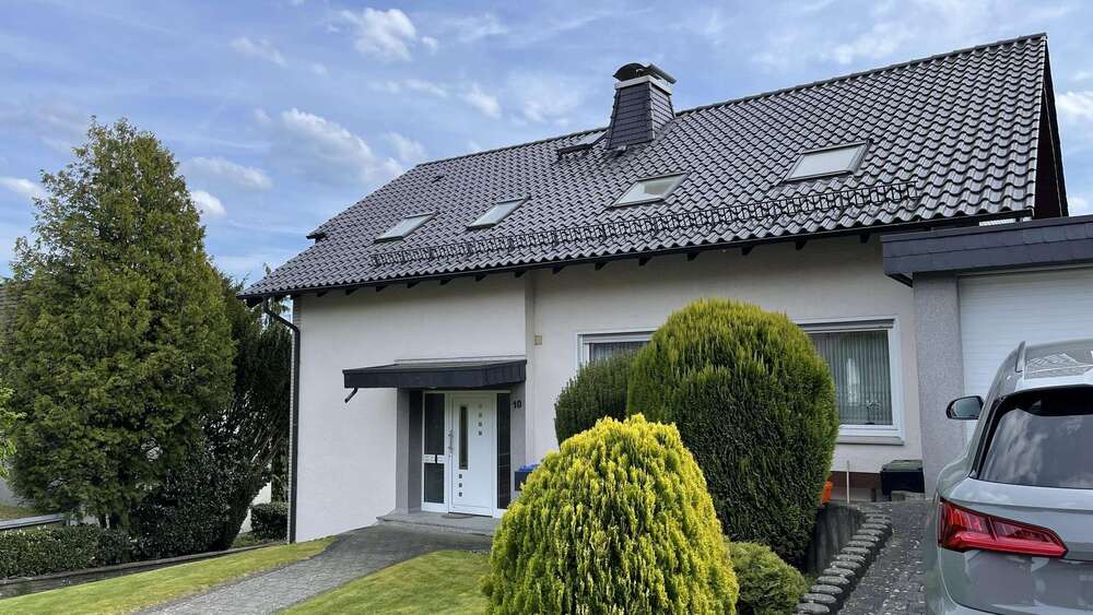 Thumbnail-Haus zum Kaufen in Kalletal-Hohenhausen 308.000,00 € 225 m²