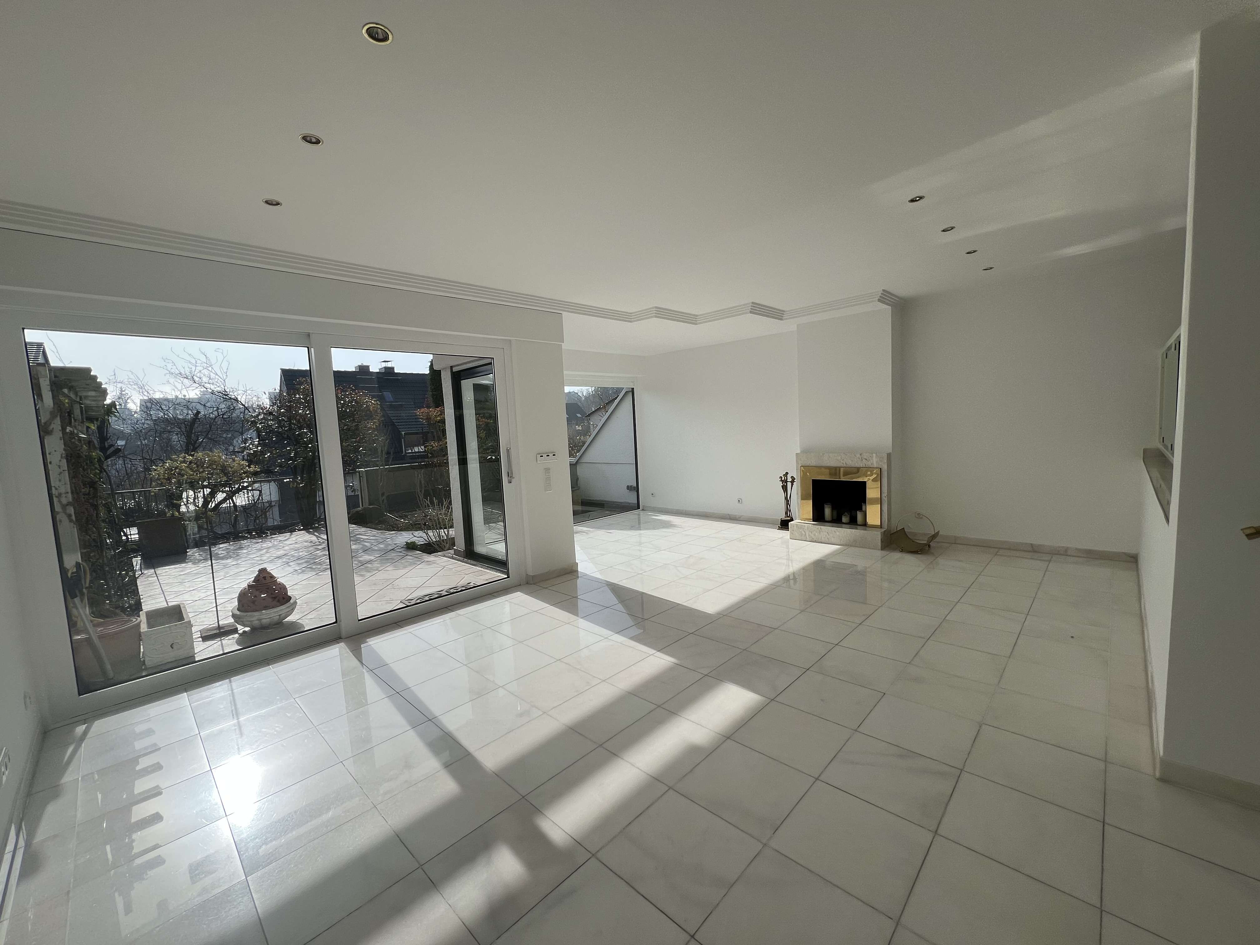 Thumbnail-Haus zum Mieten in Mainz 2.800,00 € 150 m²