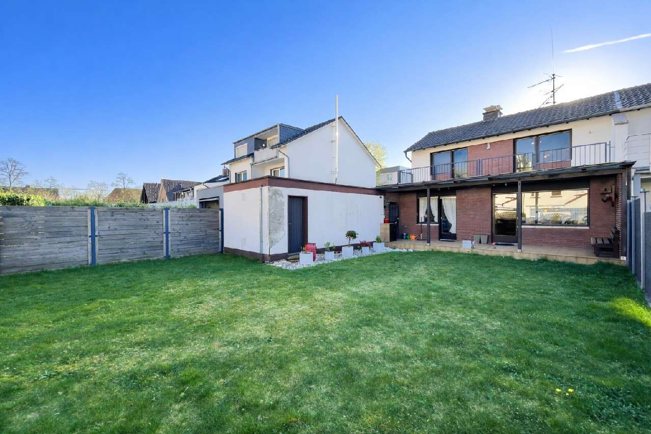 Thumbnail-Haus zum Kaufen in Leverkusen 395.000,00 € 124 m²