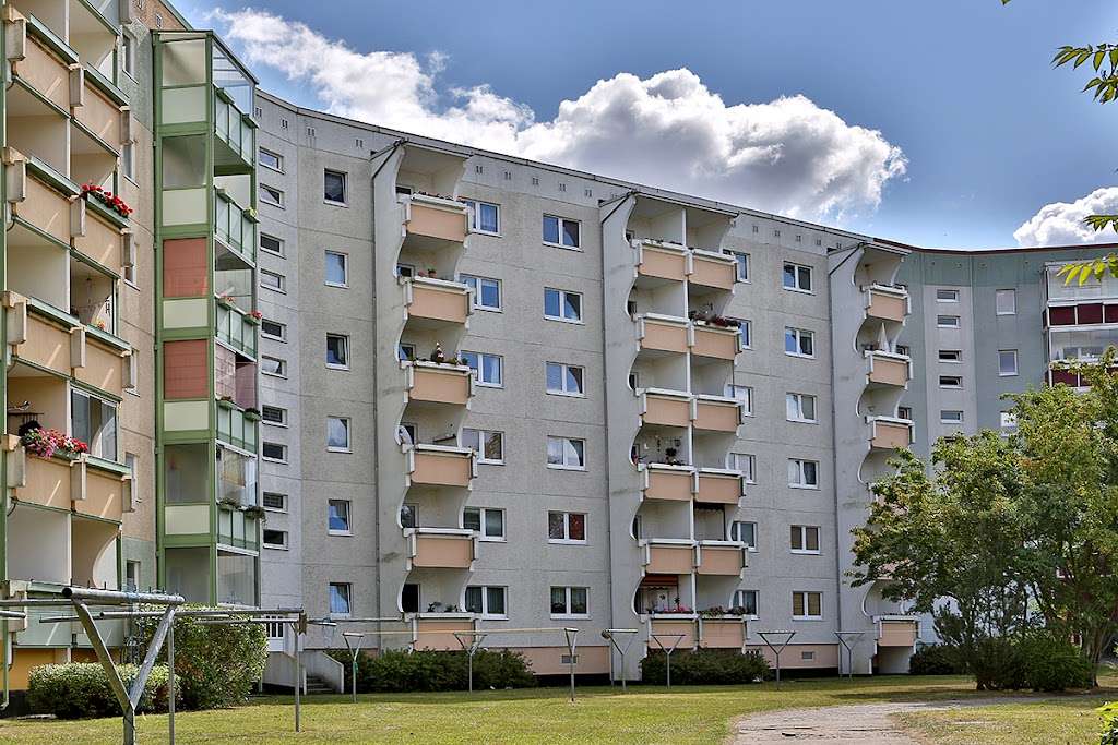 Thumbnail-Wohnung zum Mieten in Rostock 391,00 € 61.85 m²