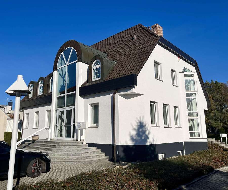 Thumbnail-Büro in Bad Liebenwerda 2.185,00 € 182 m²