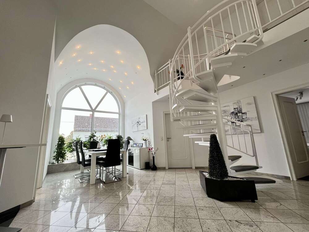 Thumbnail-Wohnung zum Mieten in Bad Liebenwerda 2.030,00 € 203 m²