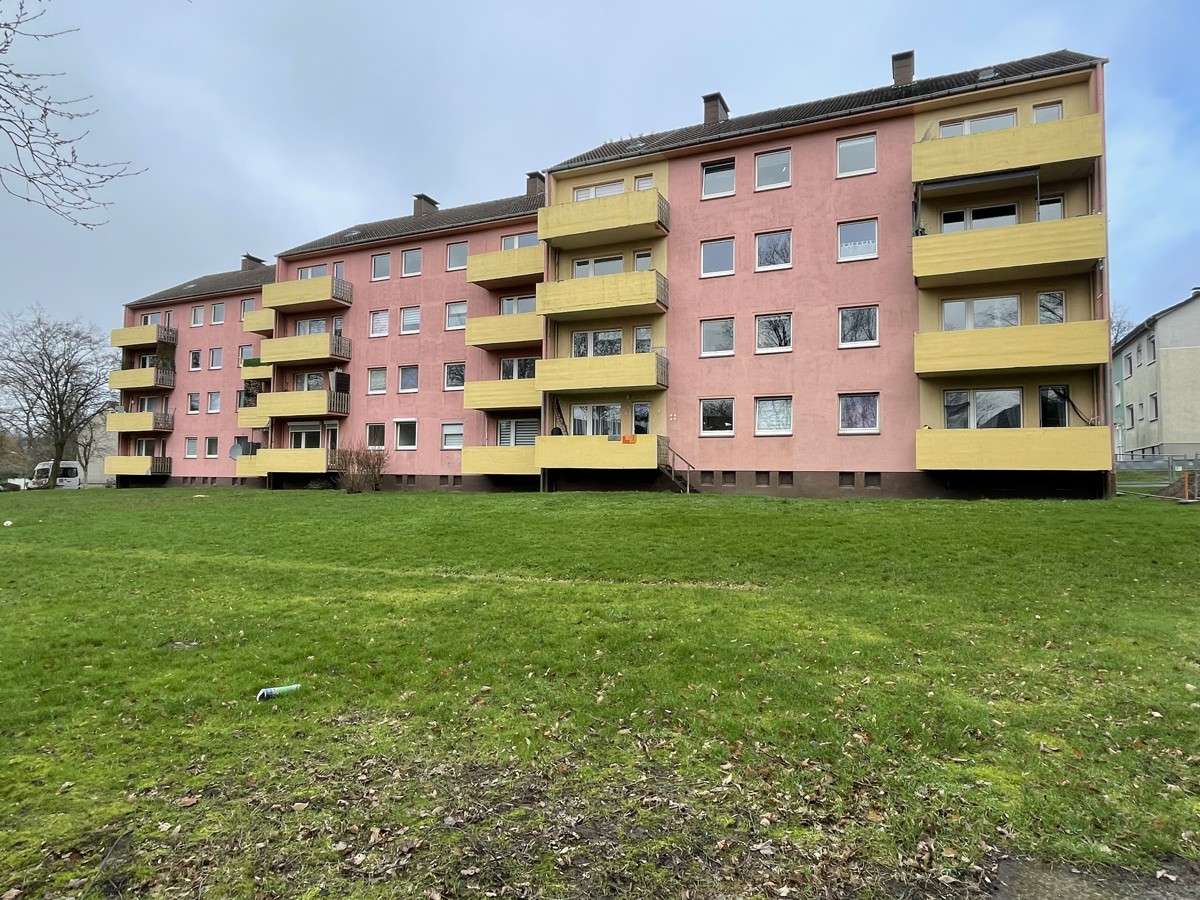 Thumbnail-Wohnung zum Kaufen in Bergkamen 109.000,00 € 67.46 m²