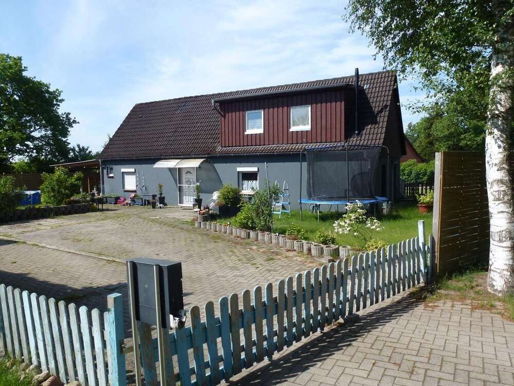 Thumbnail-Haus zum Kaufen in Lamstedt 160.000,00 € 145 m²
