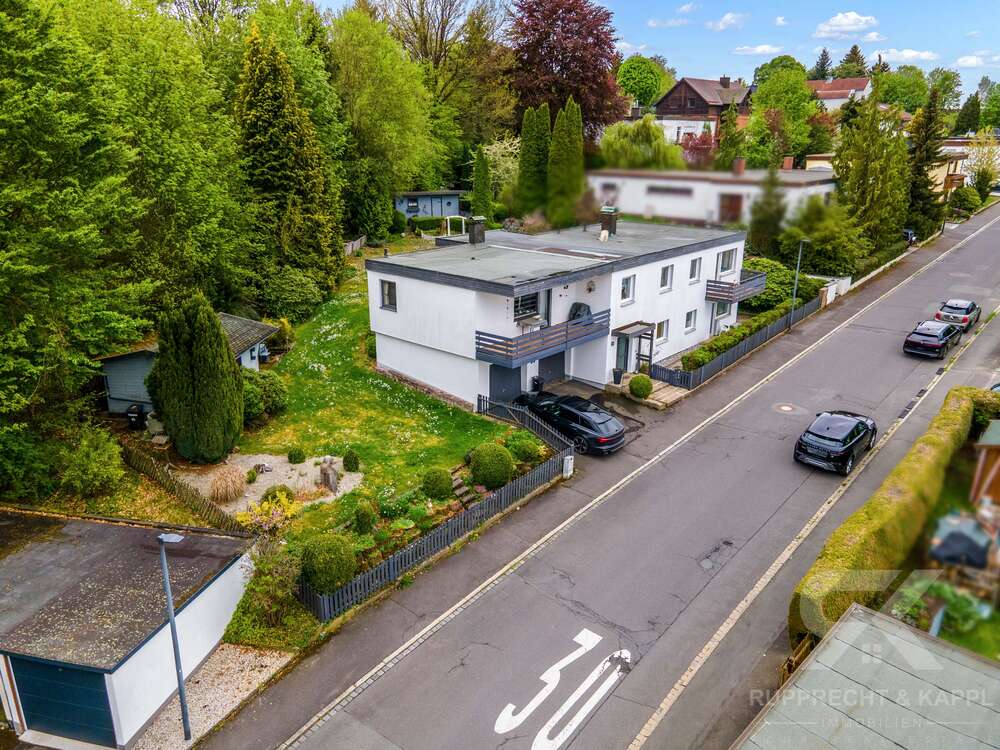 Thumbnail-Haus zum Kaufen in Marktredwitz 349.000,00 € 219 m²