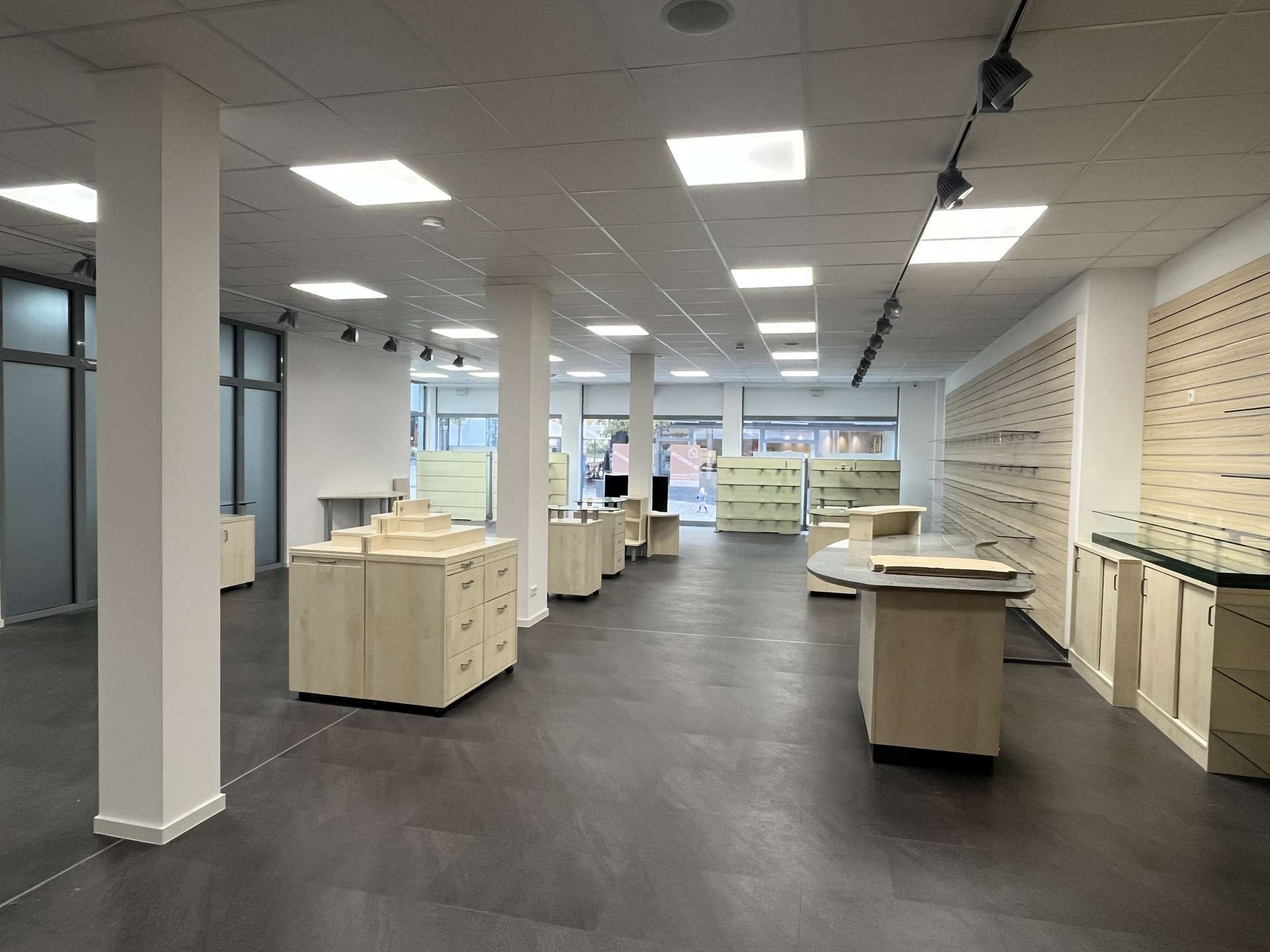 Thumbnail-Einzelhandel in Albstadt 2.400,00 € 162 m²